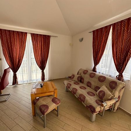 Apartments Villa Eva Slano Bagian luar foto