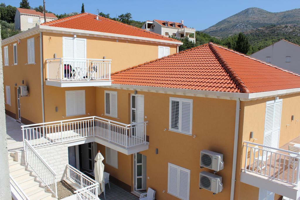 Apartments Villa Eva Slano Bagian luar foto