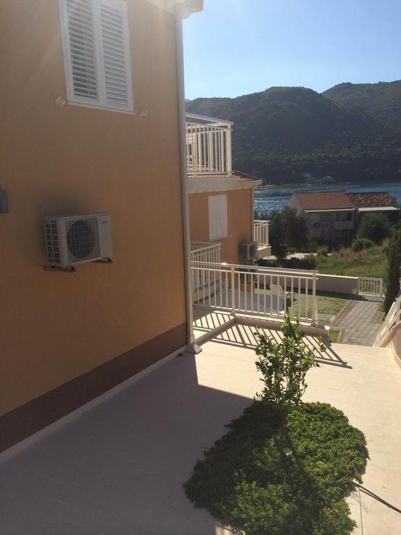 Apartments Villa Eva Slano Ruang foto