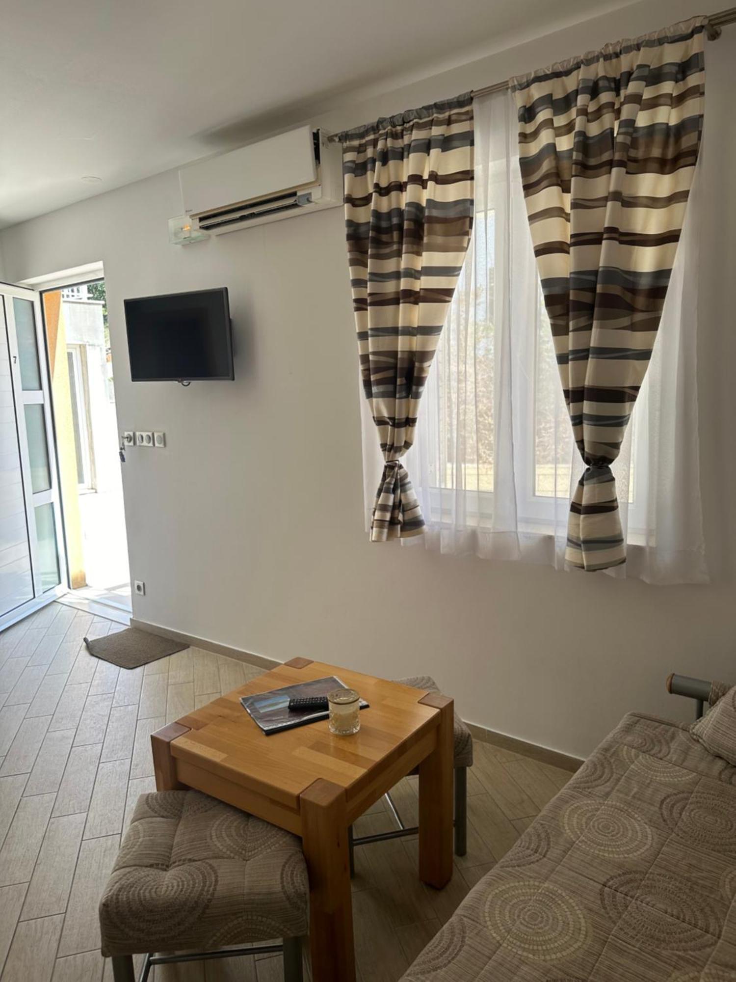 Apartments Villa Eva Slano Bagian luar foto