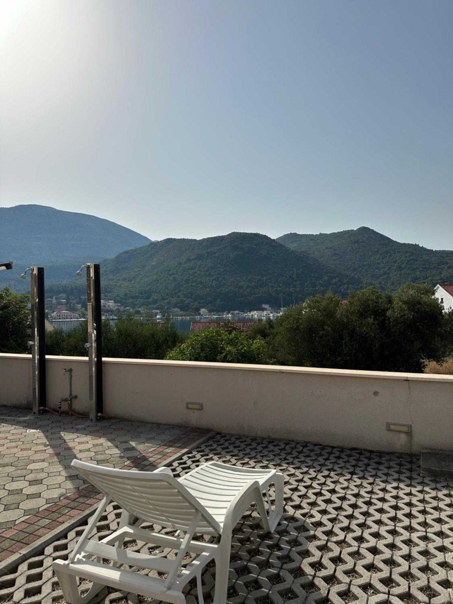 Apartments Villa Eva Slano Bagian luar foto