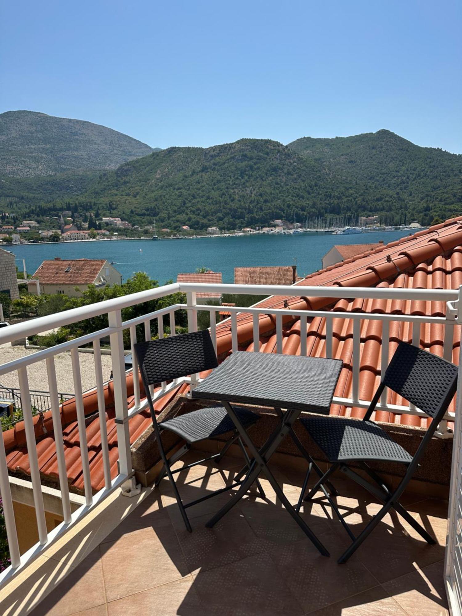 Apartments Villa Eva Slano Bagian luar foto